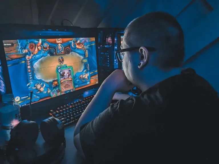 Hearthstone Decks Explained: Search Intent, Context, and Alternatives