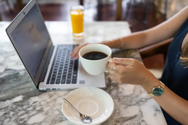Hyperlogic Explained: Search Intent, Context, and Alternatives