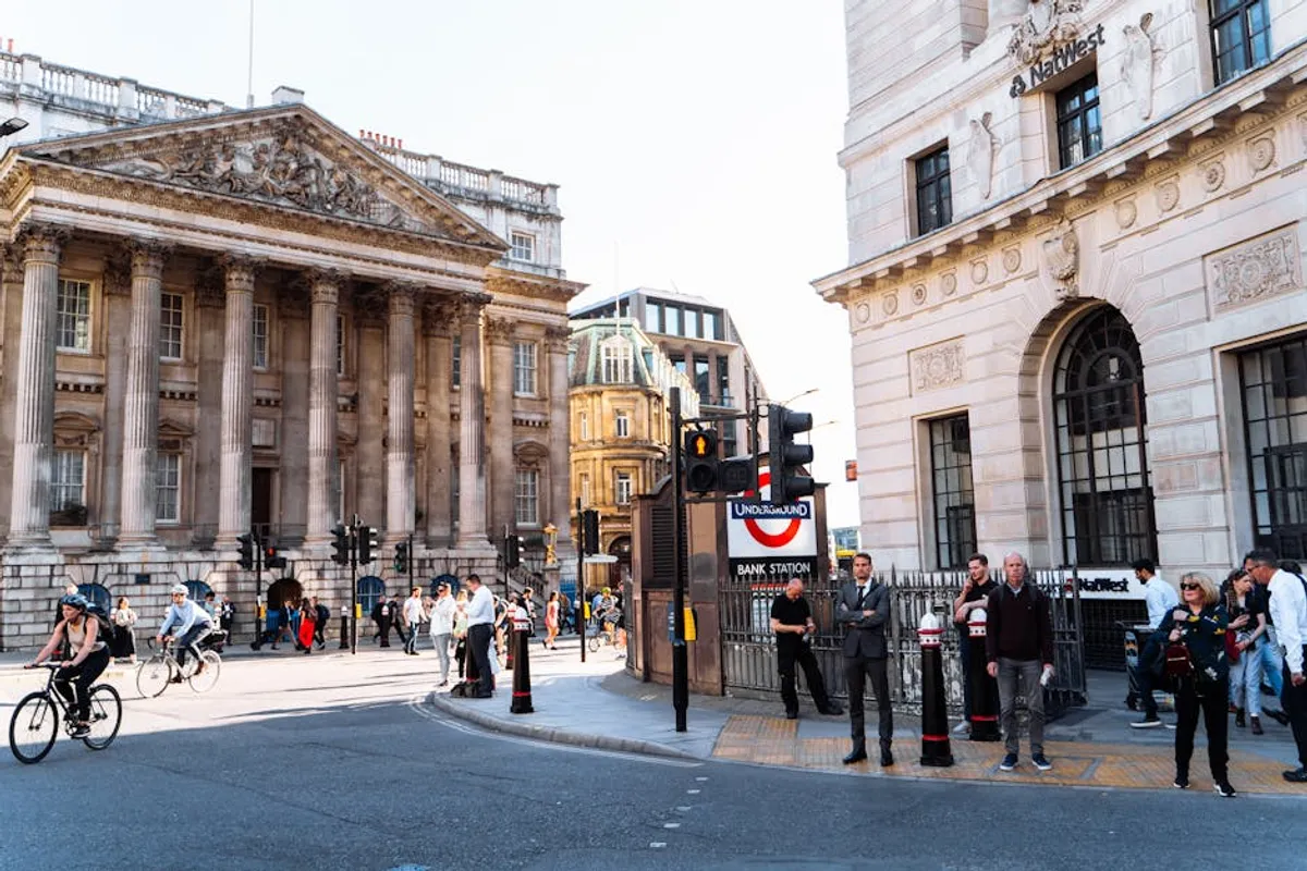 Mayfair London Explained: Search Intent, Context, and Alternatives
