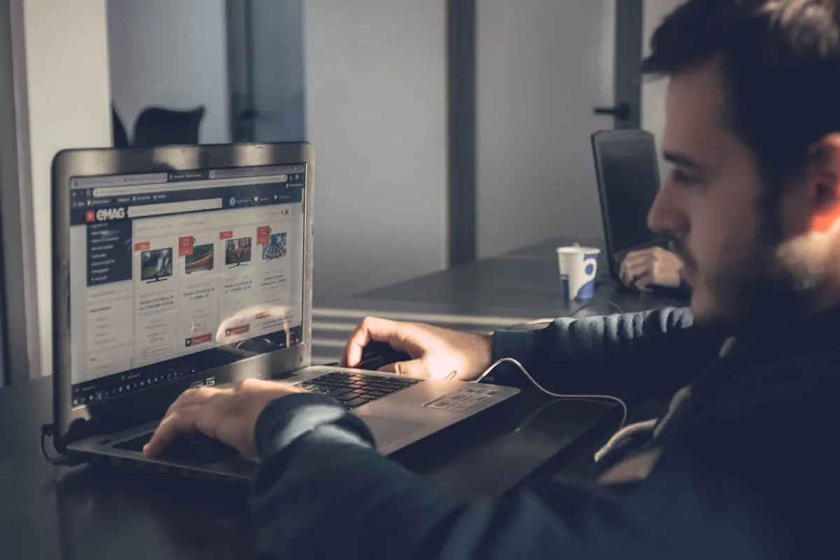 Newspatrolling Explained: Search Intent, Context, and Alternatives